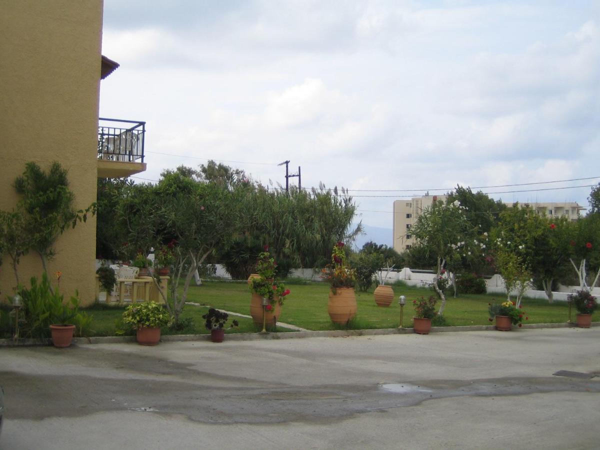 Electra Pension Maleme Buitenkant foto